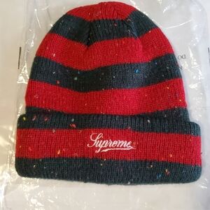 Supreme Stripe Speckle Beanie Red. Brand new.